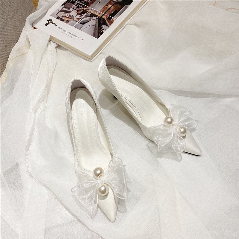 New Wedding Pearl Lace Bowknot Shallow Mouth Pointed Wedding Shoes High-heeled Shoes - Image 3