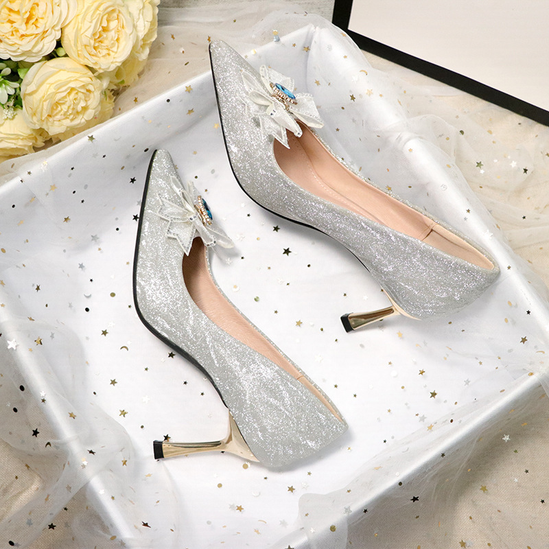 French Wedding Shoes Hexiu Wedding Dress In Silver - Image 2